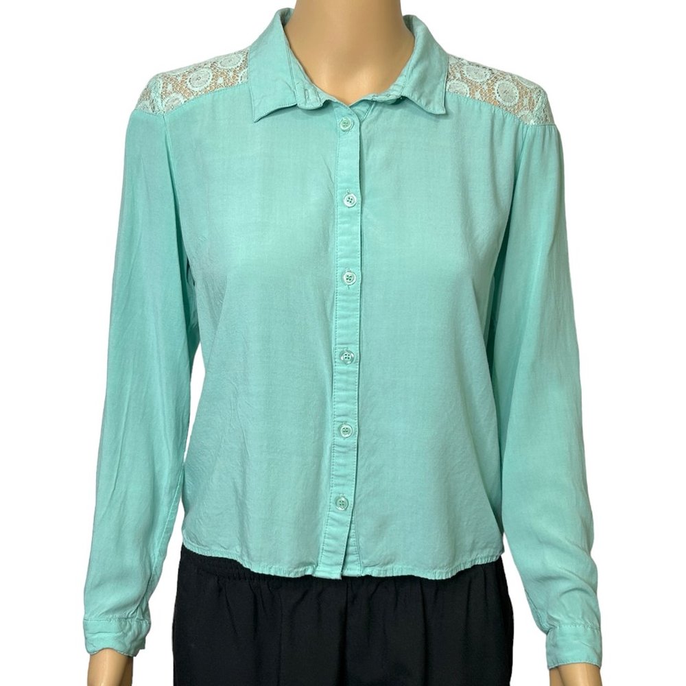 VTG Charlotte Russe Womens M Turquoise Lace Long Sleeve Button Up Shirt Blouse